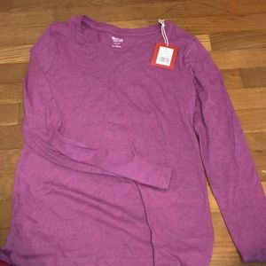 Long sleeve pink t-shirt